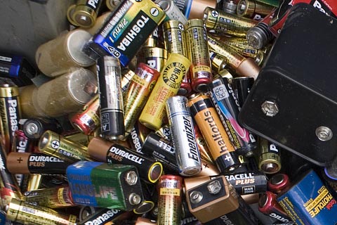 上海回收钴酸锂电池电话